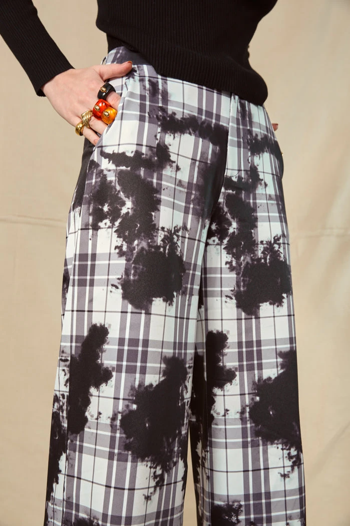 Jaded London Bleach Check Relaxed Wide Leg Trouser 8 Jaded London Bleach Check Relaxed Wide Leg Trouser - Image 6