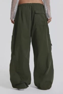 Jaded London Khaki Parachute Cargo Pants -Trendy Wear Outlet Store Artboard6 2c070478 a8c4 4f8a 900a 36b43a7685cb