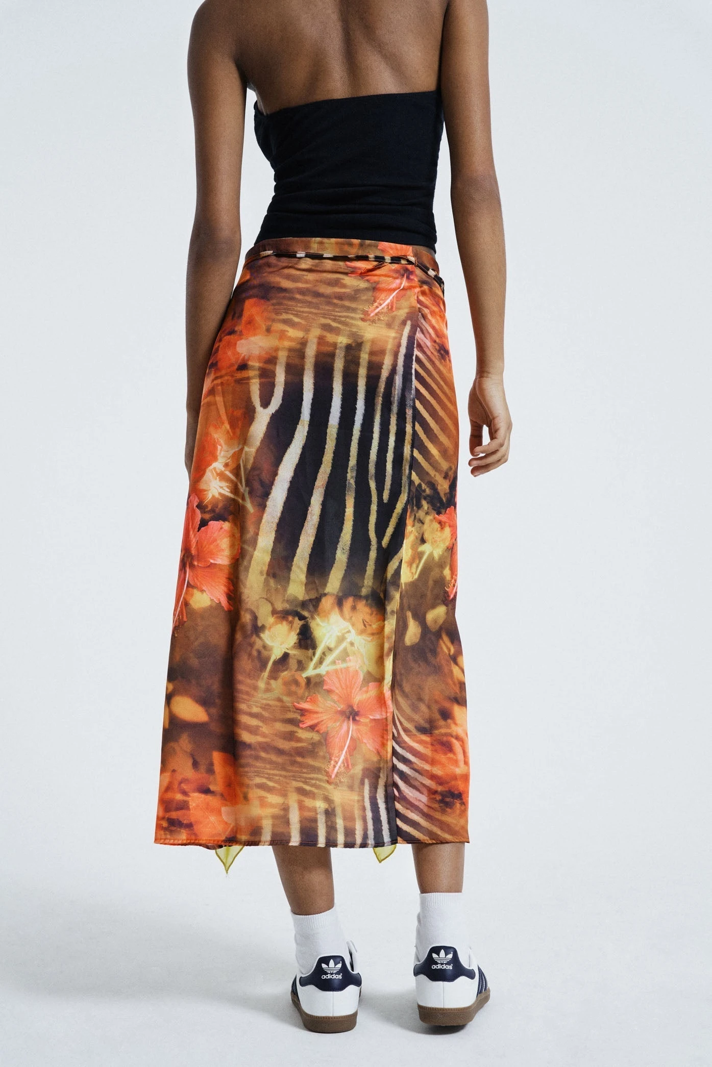 Jaded London MARIE PRINT SPLIT MAXI SKIRT IN ORANGE 5 Jaded London MARIE PRINT SPLIT MAXI SKIRT IN ORANGE - Image 3