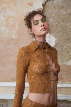 Jaded London Coyote Lace Shirt -Trendy Wear Outlet Store JADED 2605224011 95fde04d 2147 4ffa 9cc9 a43952ed0f98