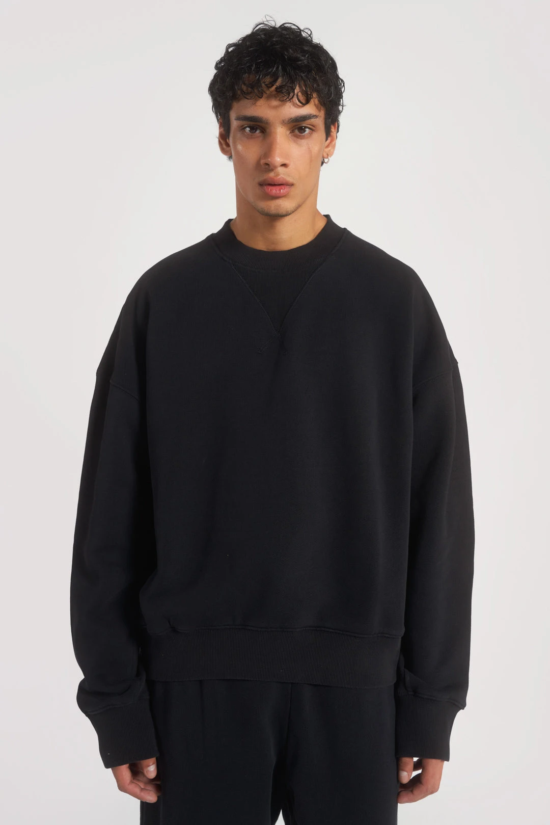 NTRLS Dust Black Crew Neck Sweatshirt 3 NTRLS Dust Black Crew Neck Sweatshirt